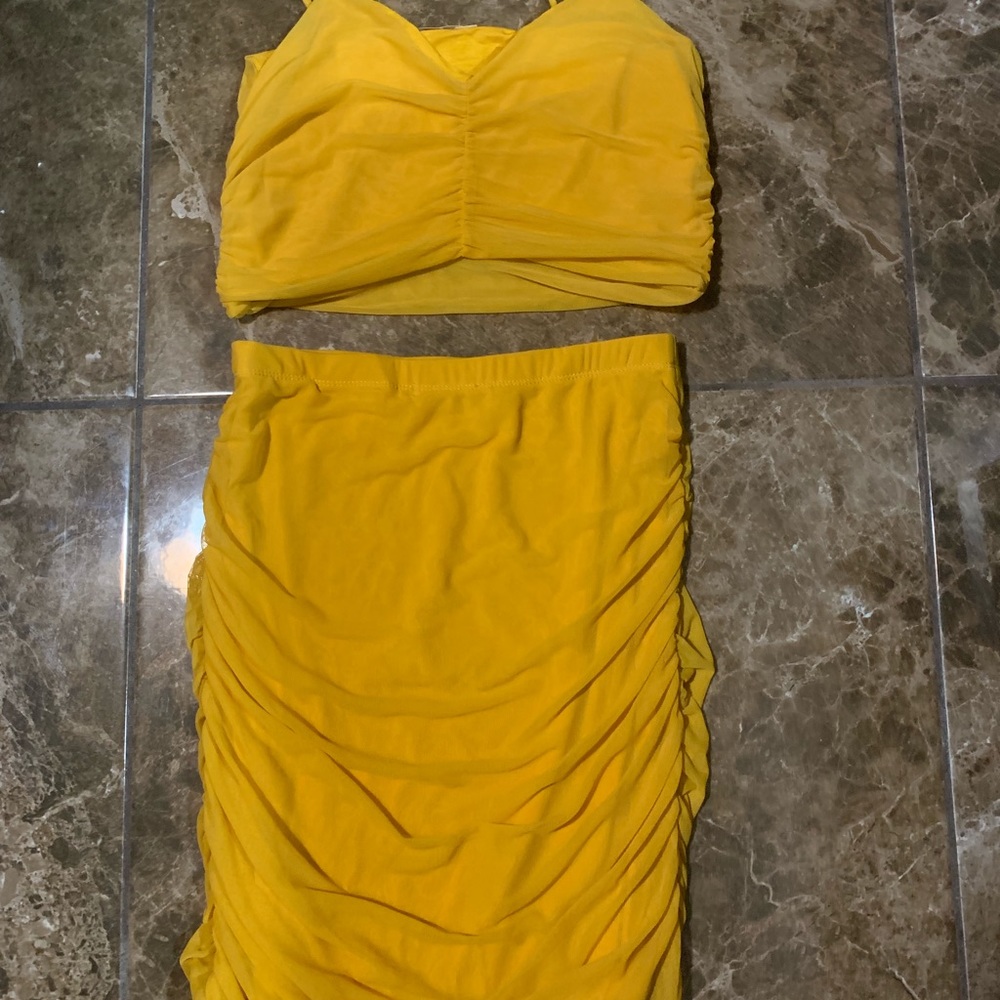 Two piece set